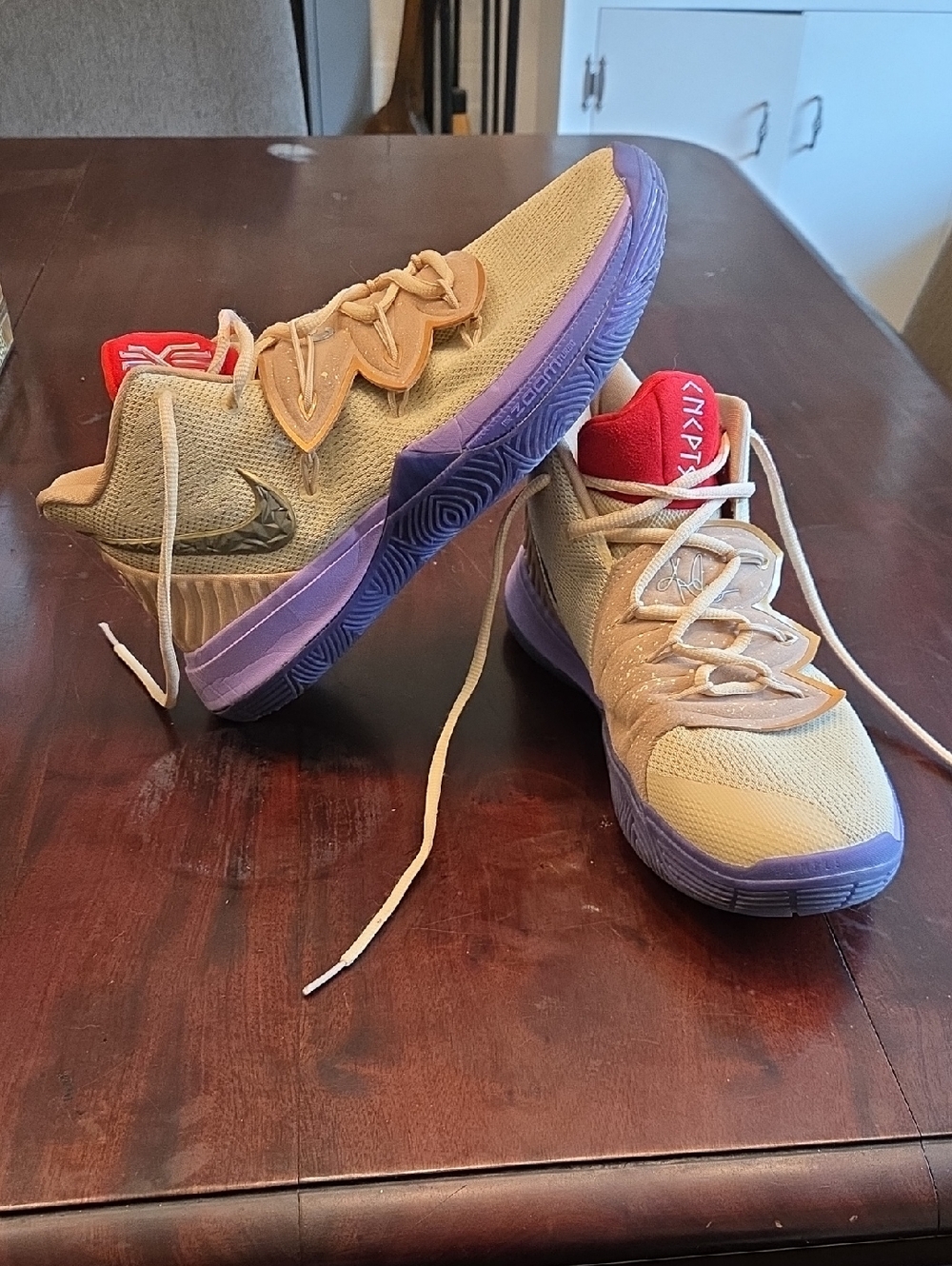 Nike x Concepts Kyrie Ikhet.  Size 8.5 Men